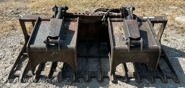 image for item MB9551 80"W grapple bucket