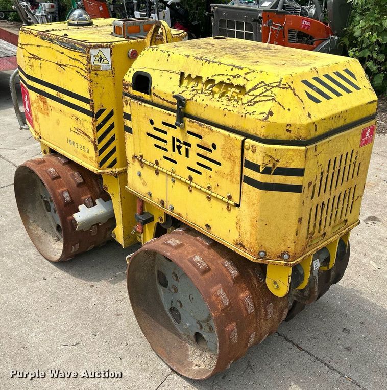 image for item MD9005 Wacker Neuson RT820  trench compactor