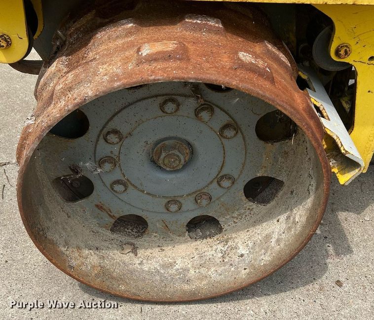 image for item MD9005 Wacker Neuson RT820  trench compactor