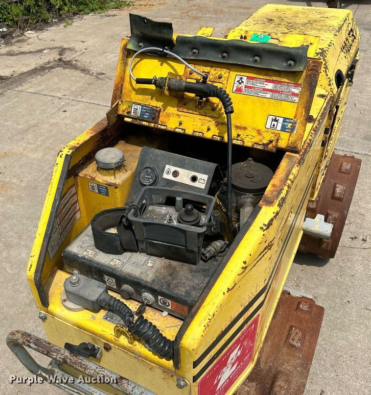 image for item MD9005 Wacker Neuson RT820  trench compactor