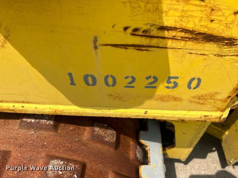 image for item MD9005 Wacker Neuson RT820  trench compactor