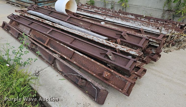 image for item MD9970 Approximately 31 concrete forms