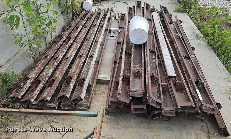 image for item MD9970 Approximately 31 concrete forms