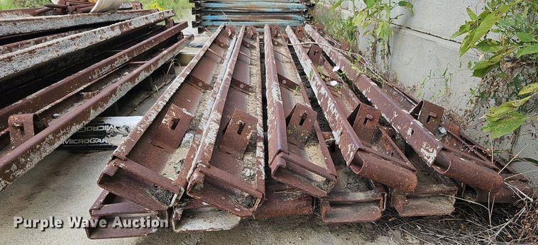 image for item MD9970 Approximately 31 concrete forms