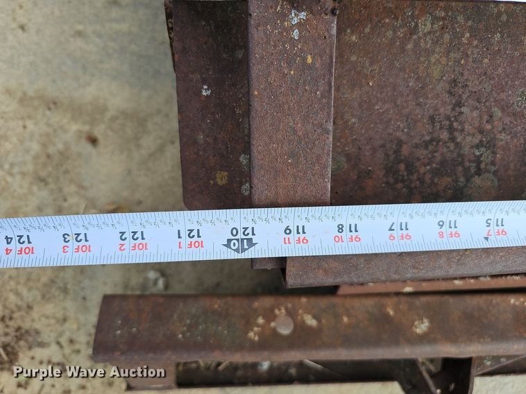 image for item MD9970 Approximately 31 concrete forms