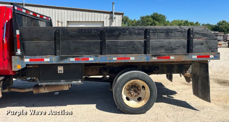 image for item MG9402 2006  Ford F750 Super Duty  dump flatbed truck