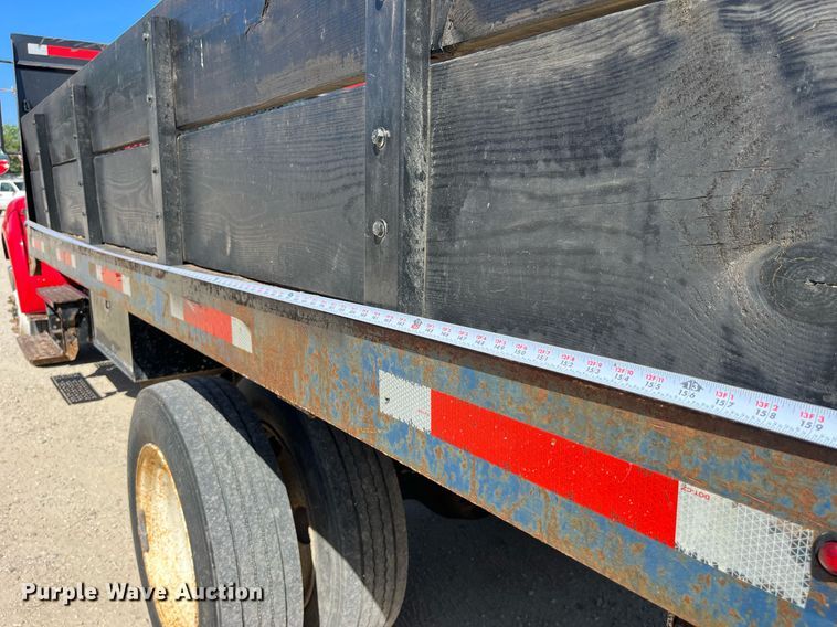 image for item MG9402 2006  Ford F750 Super Duty  dump flatbed truck