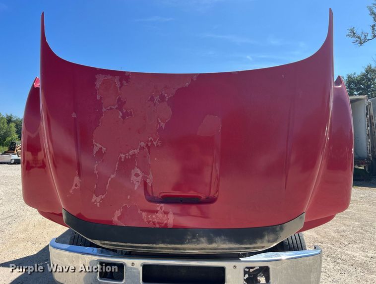 image for item MG9402 2006  Ford F750 Super Duty  dump flatbed truck