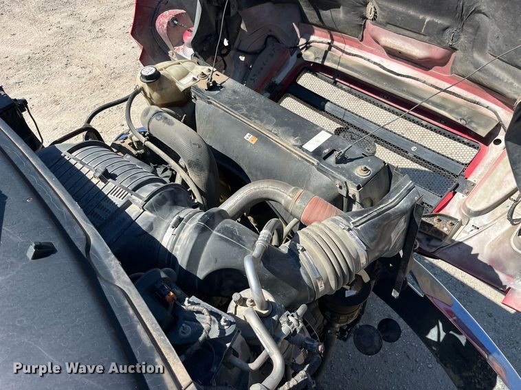 image for item MG9402 2006  Ford F750 Super Duty  dump flatbed truck