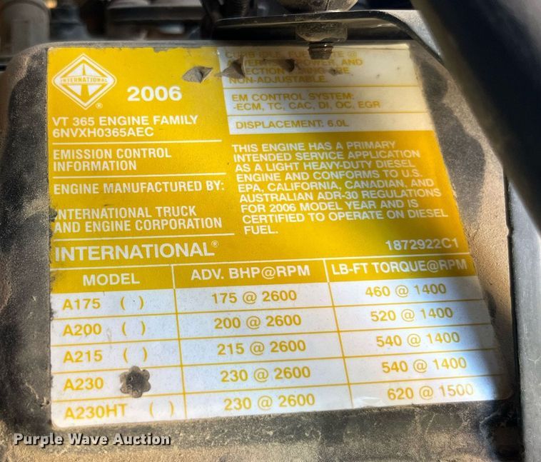 image for item MG9402 2006  Ford F750 Super Duty  dump flatbed truck