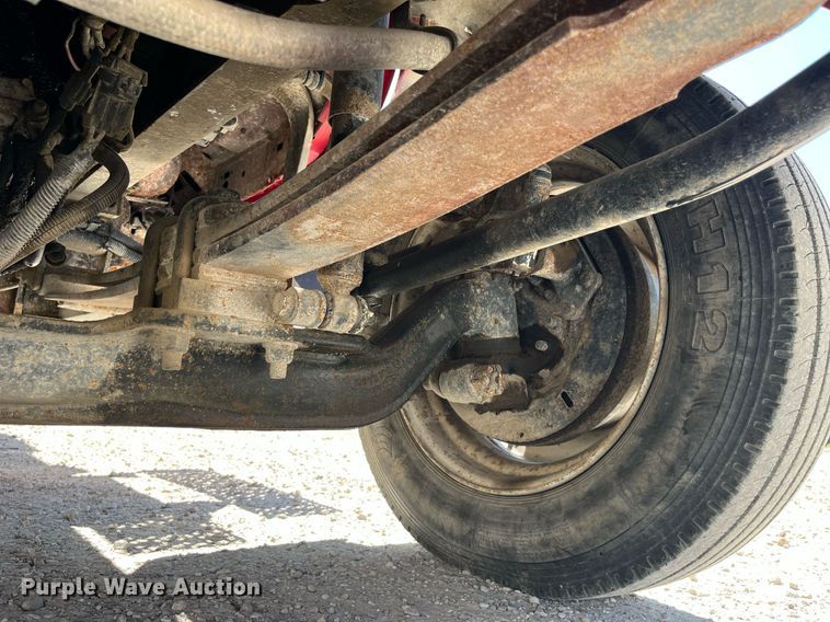 image for item MG9402 2006  Ford F750 Super Duty  dump flatbed truck