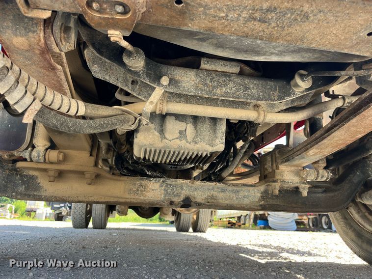 image for item MG9402 2006  Ford F750 Super Duty  dump flatbed truck