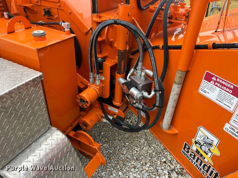 image for item MG9418 2020 Bandit Intimidator 12XPC  wood chipper