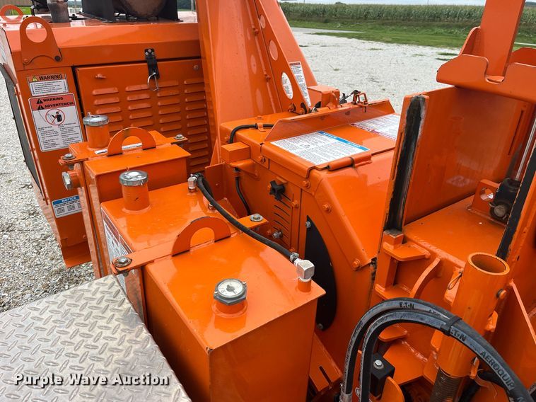 image for item MG9418 2020 Bandit Intimidator 12XPC  wood chipper