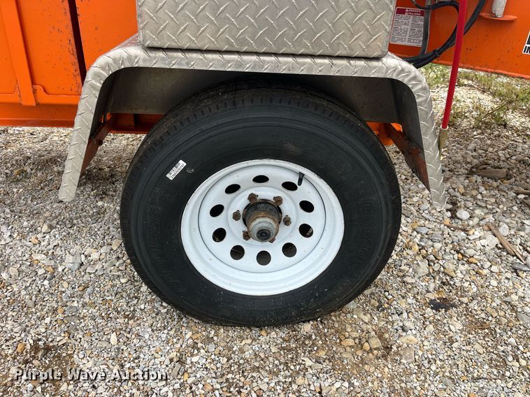 image for item MG9418 2020 Bandit Intimidator 12XPC  wood chipper