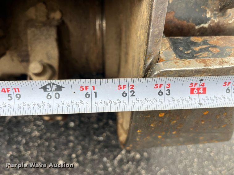 image for item MG9419 2016 Caterpillar HM415C  skid steer mulcher