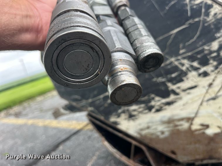 image for item MG9419 2016 Caterpillar HM415C  skid steer mulcher