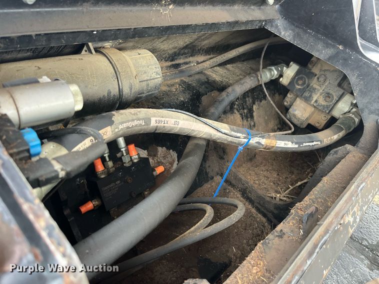 image for item MG9419 2016 Caterpillar HM415C  skid steer mulcher