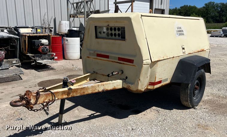 image for item MG9424 1996 Ingersoll Rand P185WJD  air compressor