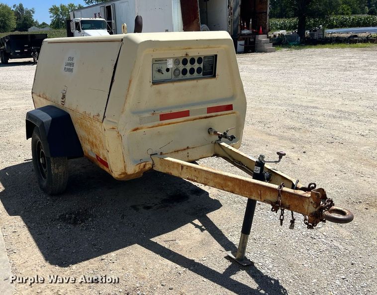 image for item MG9424 1996 Ingersoll Rand P185WJD  air compressor
