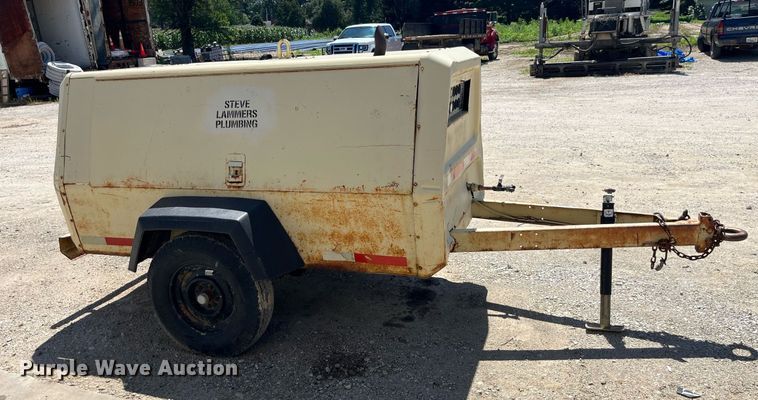 image for item MG9424 1996 Ingersoll Rand P185WJD  air compressor