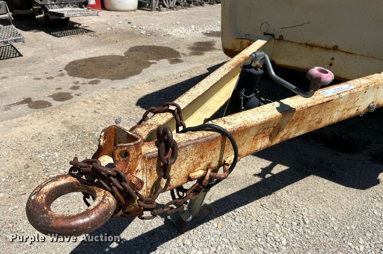 image for item MG9424 1996 Ingersoll Rand P185WJD  air compressor