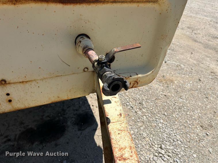 image for item MG9424 1996 Ingersoll Rand P185WJD  air compressor