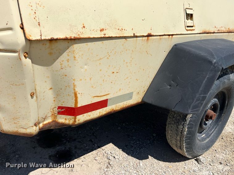 image for item MG9424 1996 Ingersoll Rand P185WJD  air compressor