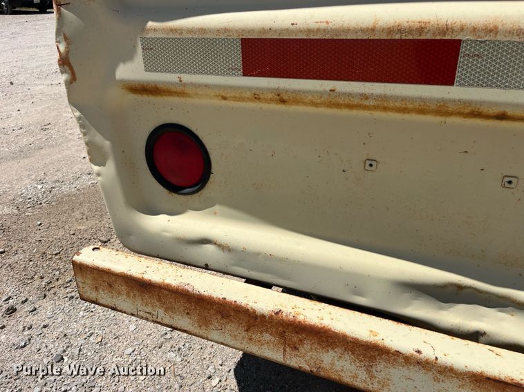 image for item MG9424 1996 Ingersoll Rand P185WJD  air compressor