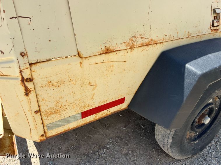 image for item MG9424 1996 Ingersoll Rand P185WJD  air compressor