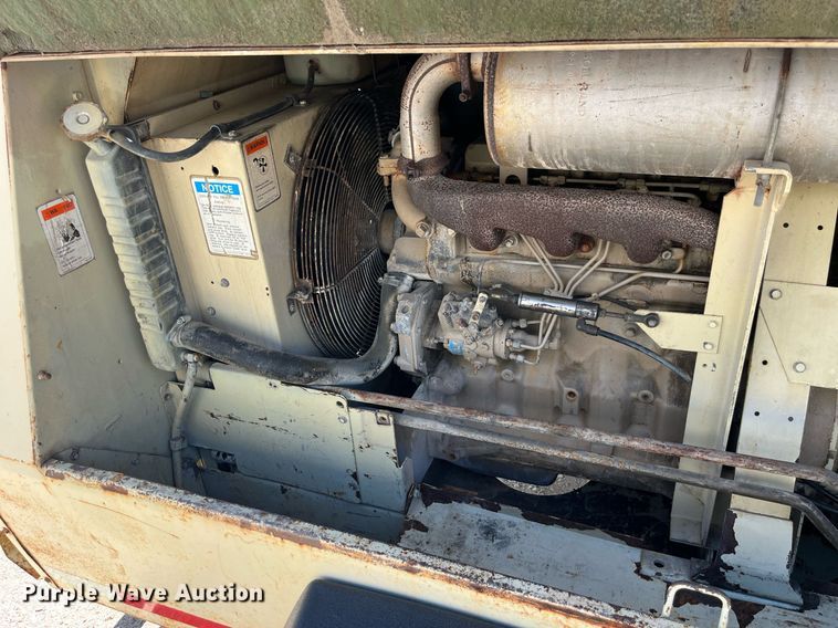 image for item MG9424 1996 Ingersoll Rand P185WJD  air compressor