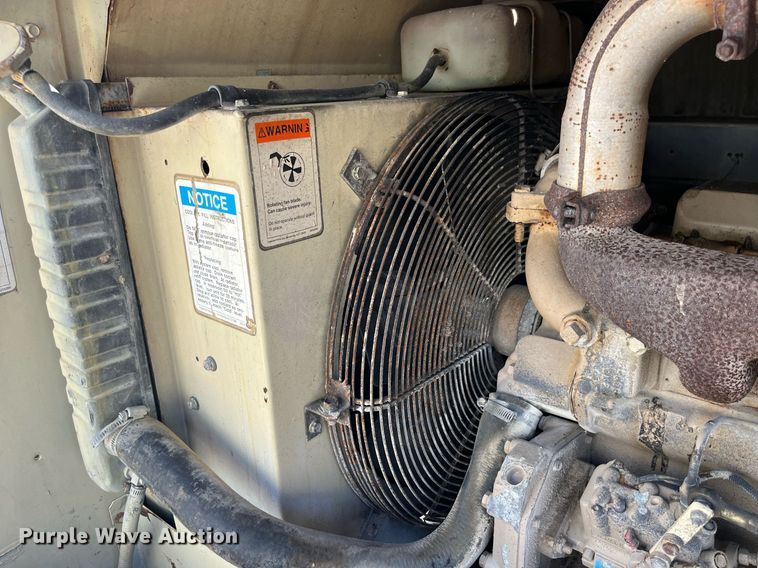 image for item MG9424 1996 Ingersoll Rand P185WJD  air compressor