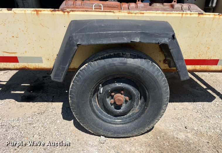 image for item MG9424 1996 Ingersoll Rand P185WJD  air compressor