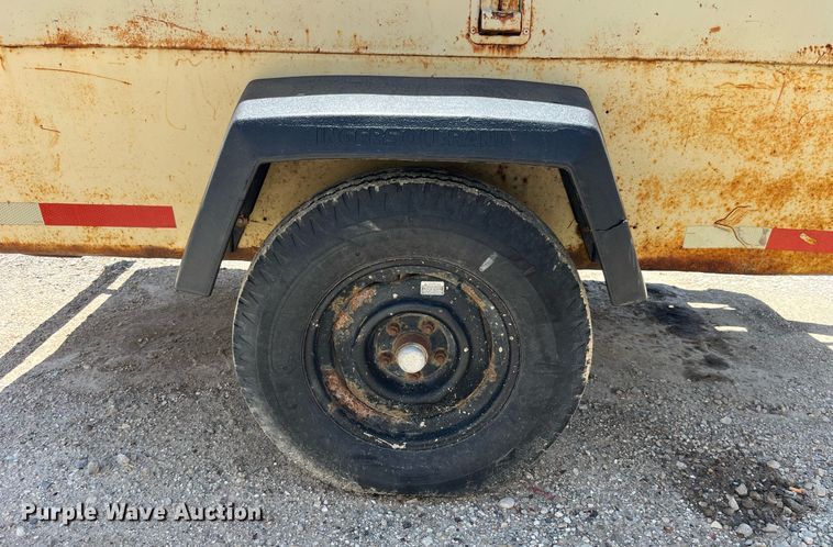 image for item MG9424 1996 Ingersoll Rand P185WJD  air compressor