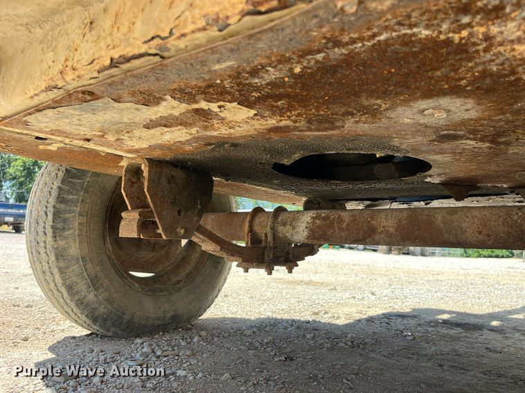 image for item MG9424 1996 Ingersoll Rand P185WJD  air compressor