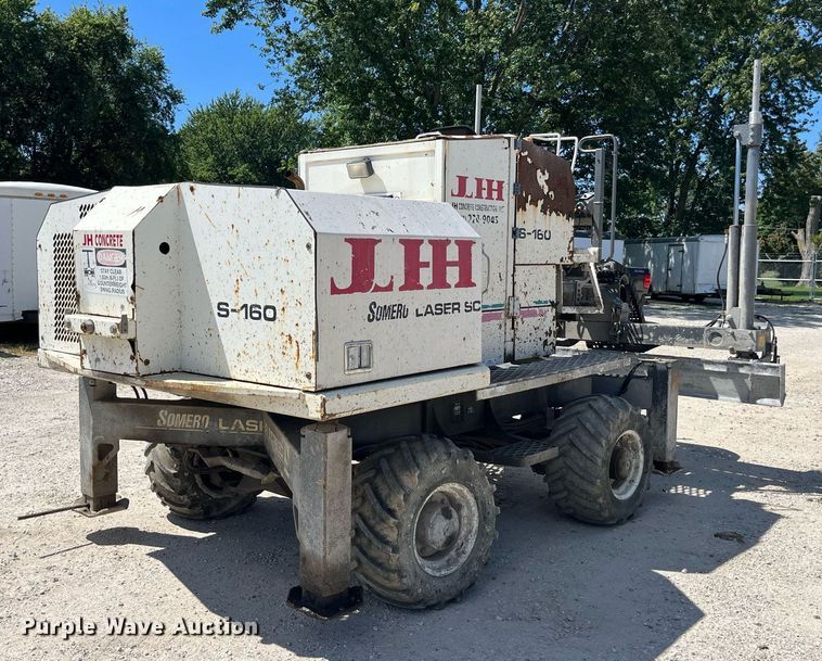 image for item MG9425 1999 Somero S-160  laser screed