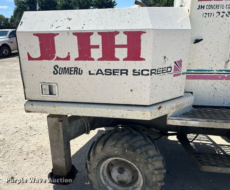 image for item MG9425 1999 Somero S-160  laser screed