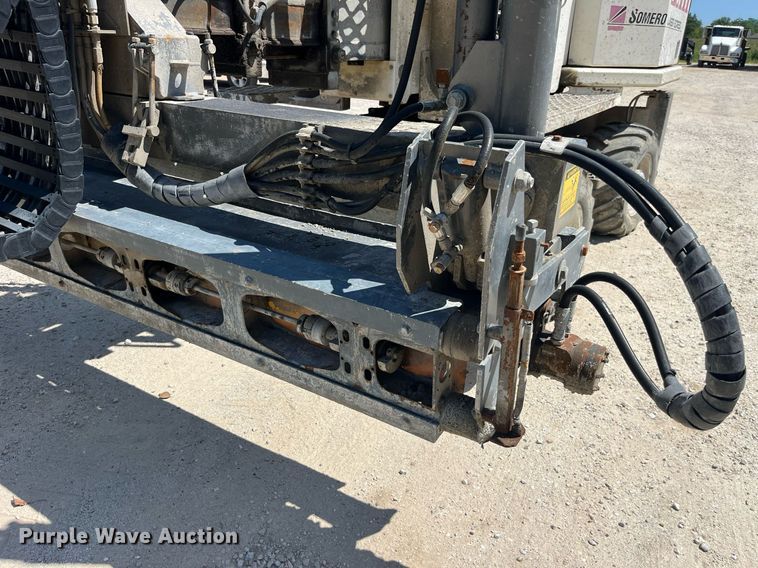 image for item MG9425 1999 Somero S-160  laser screed