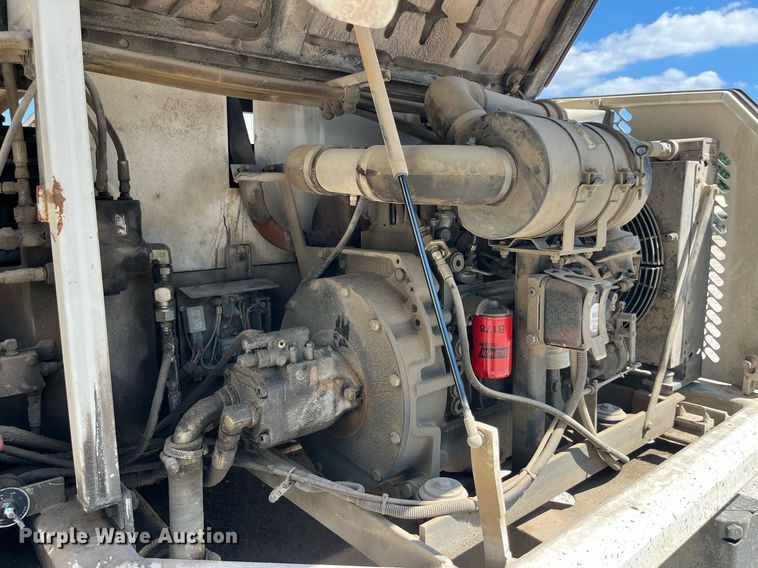 image for item MG9425 1999 Somero S-160  laser screed