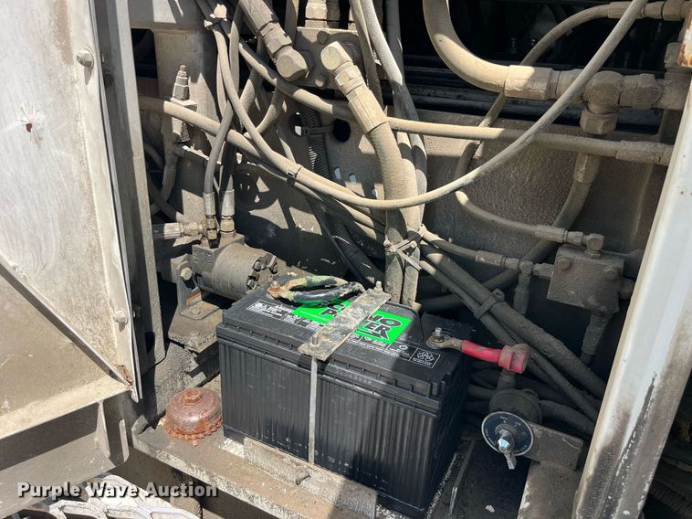 image for item MG9425 1999 Somero S-160  laser screed