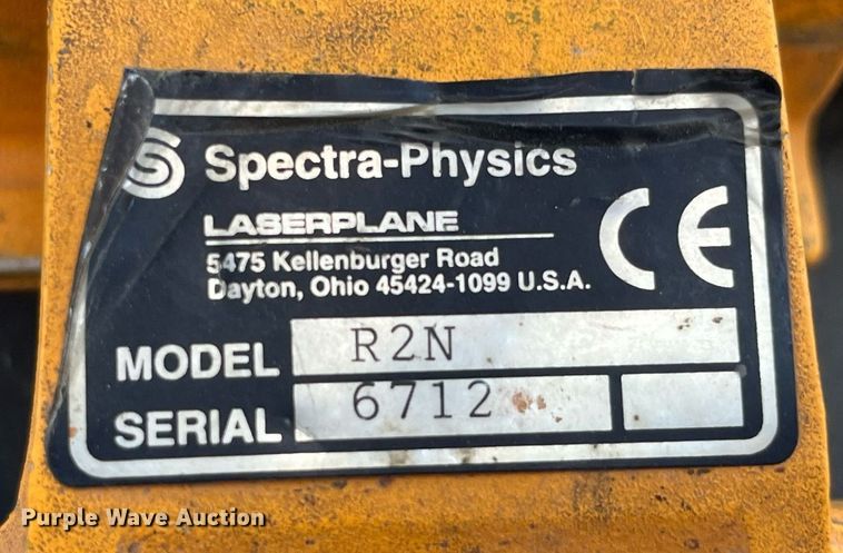 image for item MG9425 1999 Somero S-160  laser screed