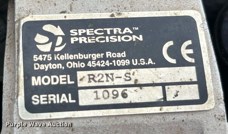 image for item MG9425 1999 Somero S-160  laser screed