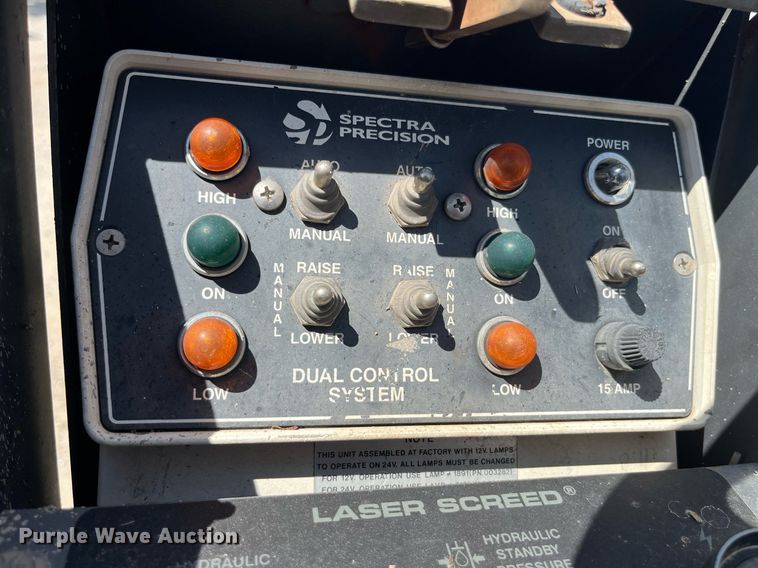 image for item MG9425 1999 Somero S-160  laser screed