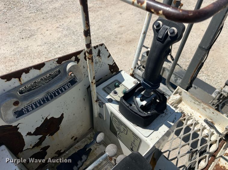 image for item MG9425 1999 Somero S-160  laser screed