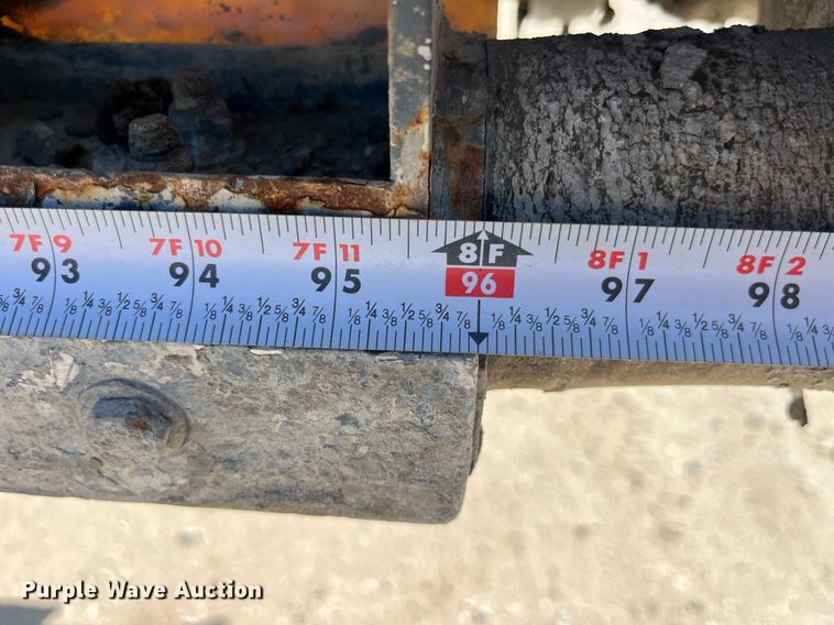 image for item MG9425 1999 Somero S-160  laser screed