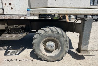 image for item MG9425 1999 Somero S-160  laser screed