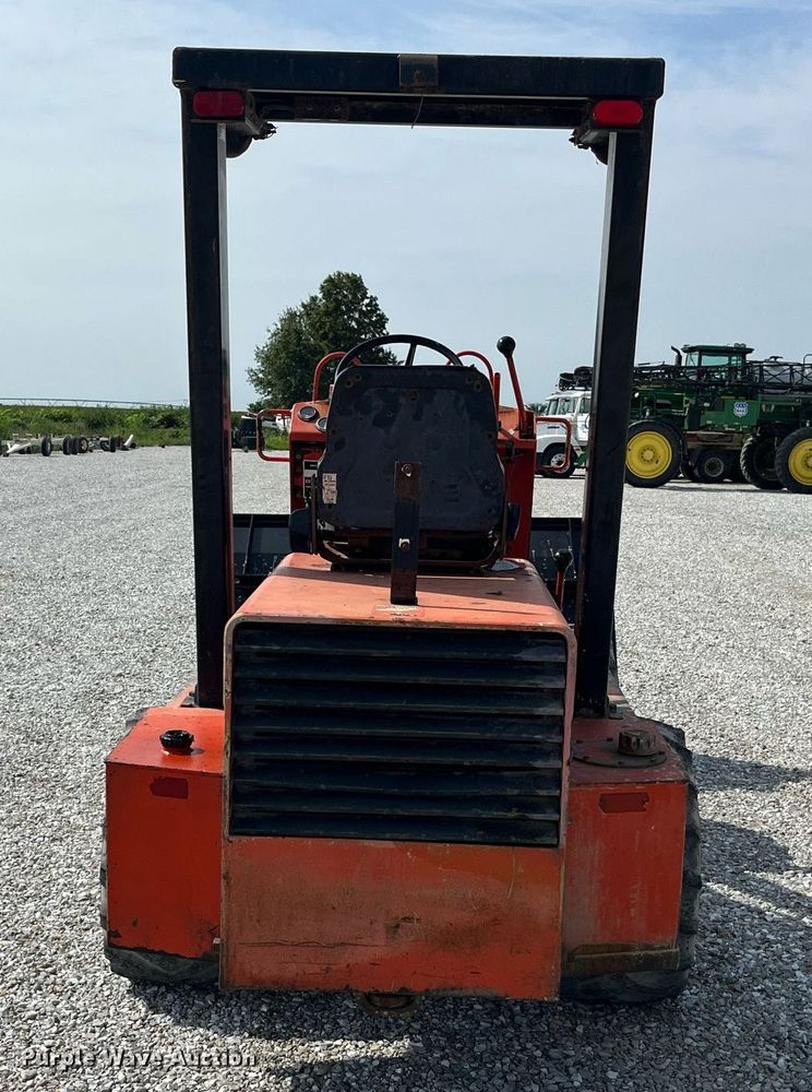 image for item MG9430 Willmar Wrangler  wheel loader