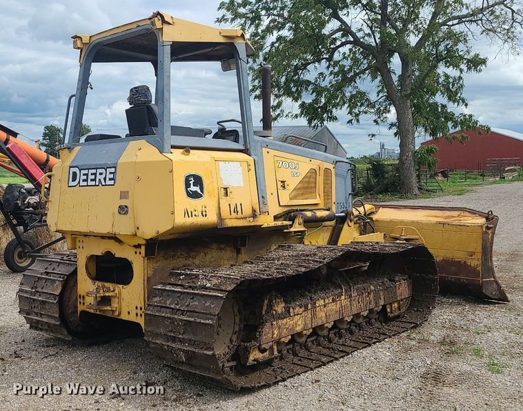 image for item MG9722 2006 John Deere 700J  dozer