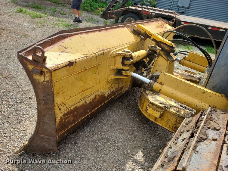 image for item MG9722 2006 John Deere 700J  dozer