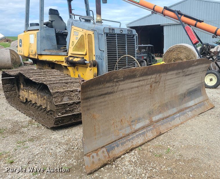 image for item MG9722 2006 John Deere 700J  dozer